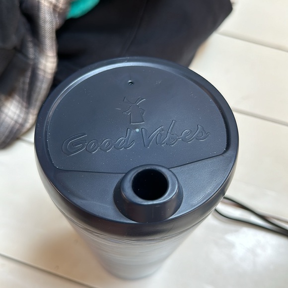 ✌️New Dutch Bros Cold Beverage Metal Insulated Cup 30 oz - Picture 2 of 5